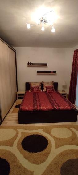 De inchiriat apartament cu 1 camera 240 euro - 3