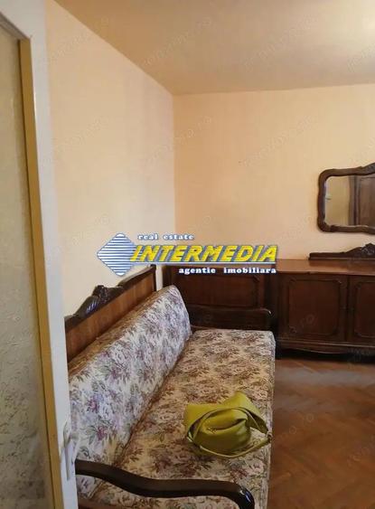 OKAZIE ! Vanzare Garsoniera CETATE M-uri centrala termopane nerenovata - 3