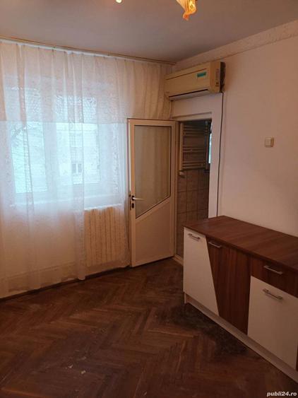 Apartament de vanzare - 6