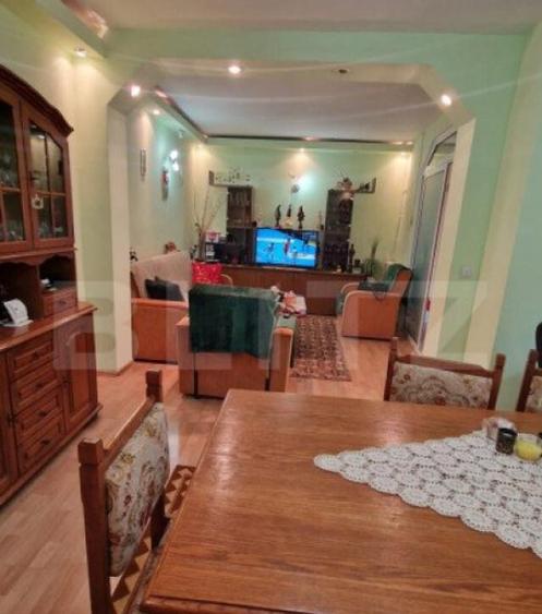 Casa in Centru Civic 4 camere , D +P+ E , PLUS SPATIU COMERC - 5