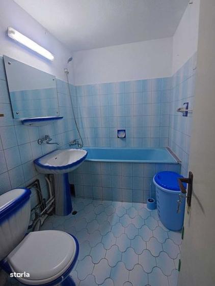 Inchiriez apartament 2 camere parter cartier CFR - 8