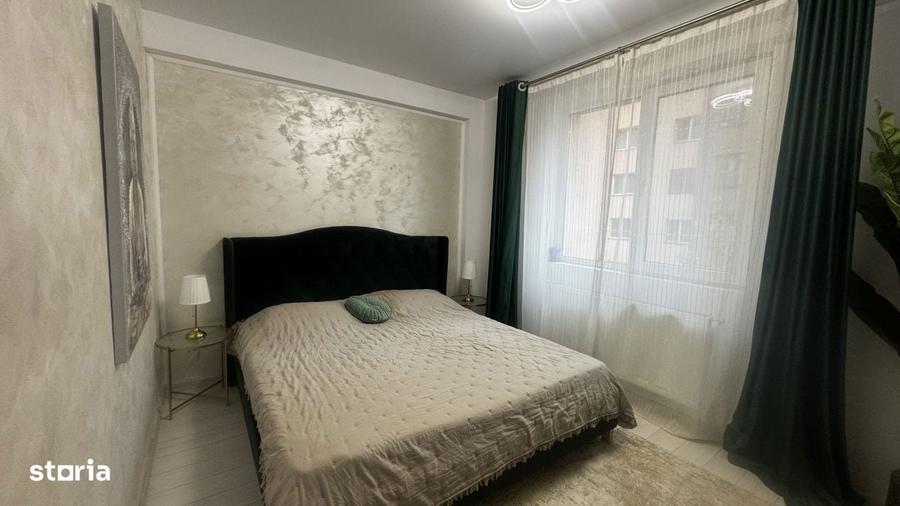 Vanzare apartament de 3 camere Militari - 1