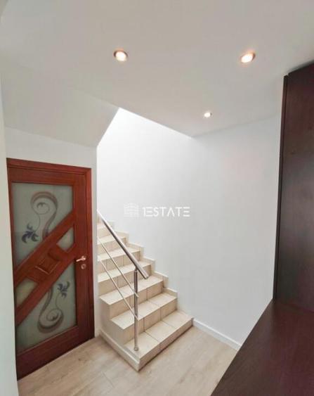 Casa P+M cu teren 162 mp - situata pe malul lacului Fundeni, - 2