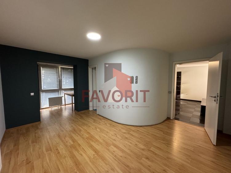 Langa Iulius Town. Renovat. Cu centrala proprie - 1