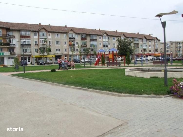 Apartament 3 camere de vanzare in Bragadiru zona veche langa primarie - 1