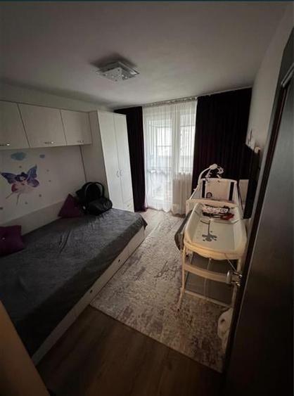 Apartament 3 camere renovat mobilat Lacul Tei - 3