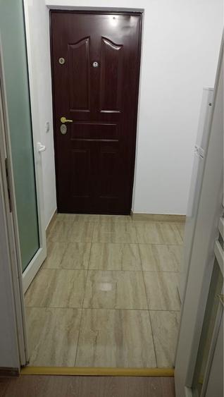 Vand garsoniera,zona Liceul 9 Galati - 5