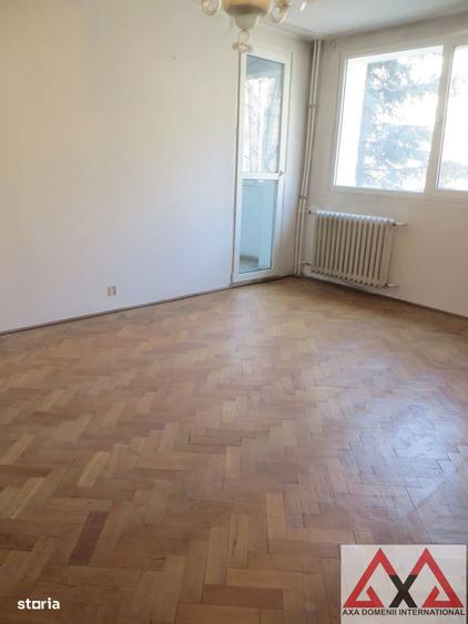 Apartament 4 camere Titan - metrou Nicolae Grigorescu - etaj 1 -bloc H - 9