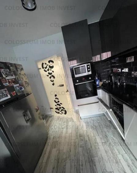 Apartament 3 camere, decomandat - zona Tractorul - 4