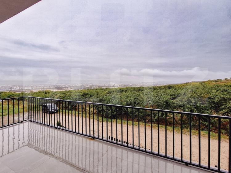 O locuinta de exceptie, unde confortul intalneste panorama orasului - 15