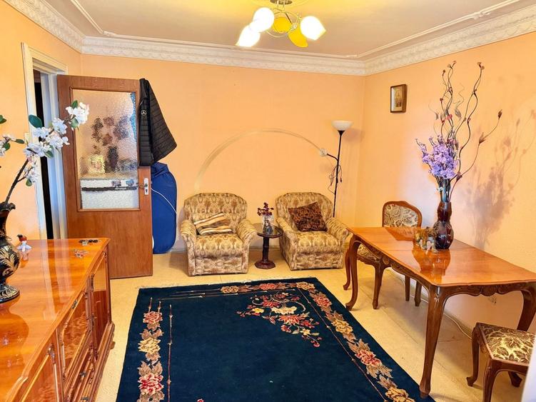 SUPER PRET | Apartament cu 3 camere | Km 4-5 , Constanta - 1