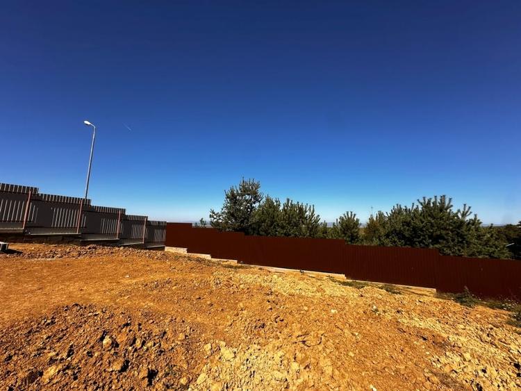 Teren intravilan, 600mp,  BONUS: casuta metalica - 10