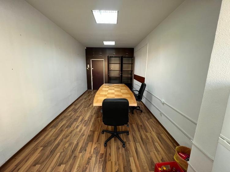 Inchiriem birouri 50 mp la Faleza Dunarii - 1