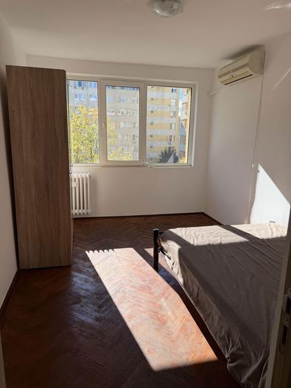 Vand apartament 3 camere, sos Colentina, Bucucresti, etaj 6 - 4