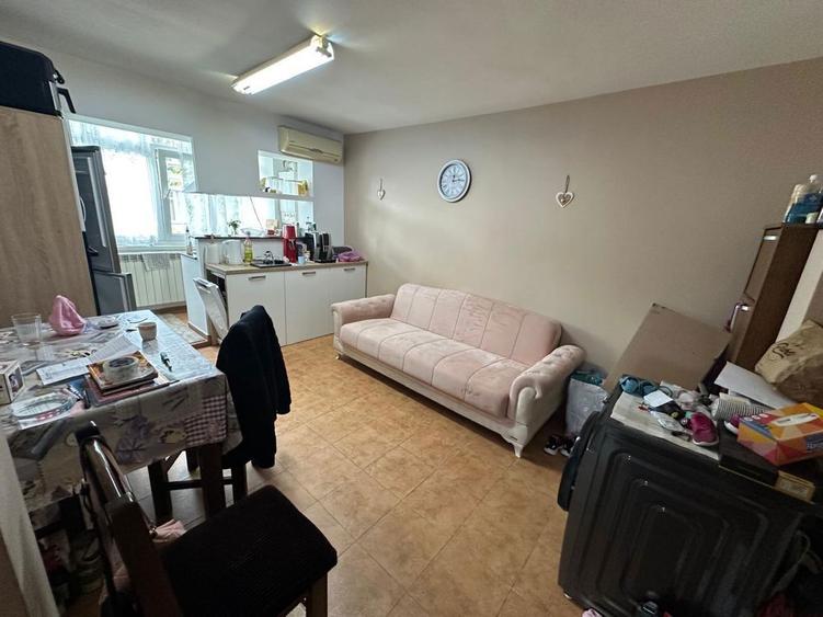 Inchiriez apart 2 camere - 1