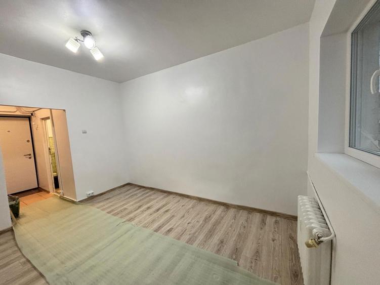 Ofer spre inchiriere garsoniera 20 mp zona Stadion - 2