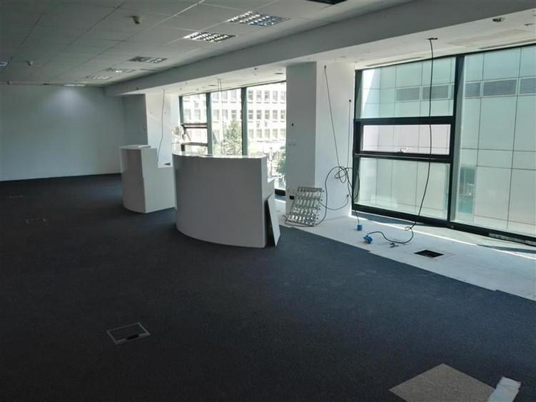 Spatiu de Birouri Clasa Superioara - Zona Dacia, Piata Romana - 19