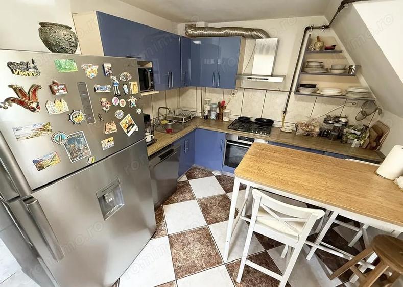 Apartament cu 4 camere in inima orasului - IMOBIHOR - 1