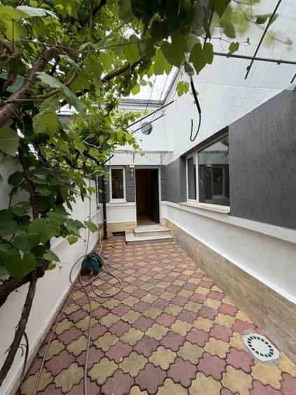 Casa individuala cu 4 camere - Bulevardul Expozitiei - 1