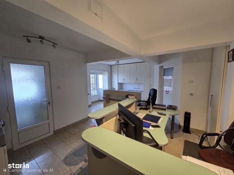 De vanzare Spatiu de birouri situat in zona Cetate- Omv. - 2