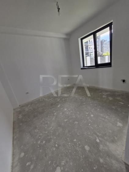 Duplex compus din doua case la 1,3 kilometri de statia de metrou Nicolae Teclu - 16