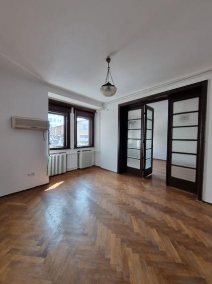 Piata Ion Mihalache - 3 Camere - Imobil interbelic - Urgenta 2 - 4