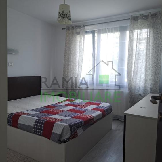 Apartament 2 camere Tractorul decomandat, renovat - 4