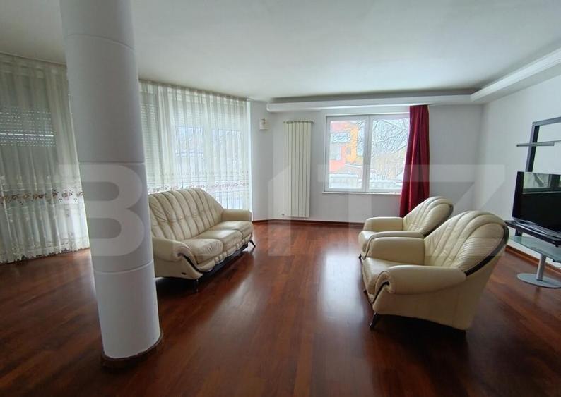 Casa Ultracentral cu 5 camere in suprafa?a de 300 mp ?i - 17