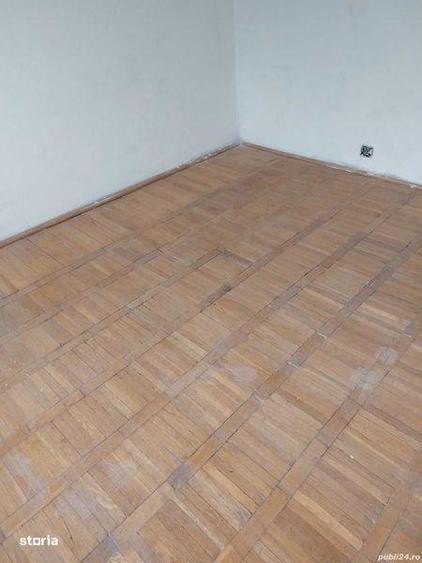 De vanzare apartament 3 camere Bals - 4