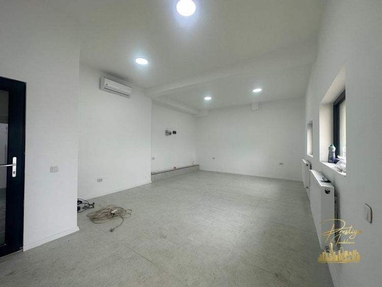 Spatiu de birouri de 34 mp de inchiriat in zona bld. Decebal- Oradea - 2