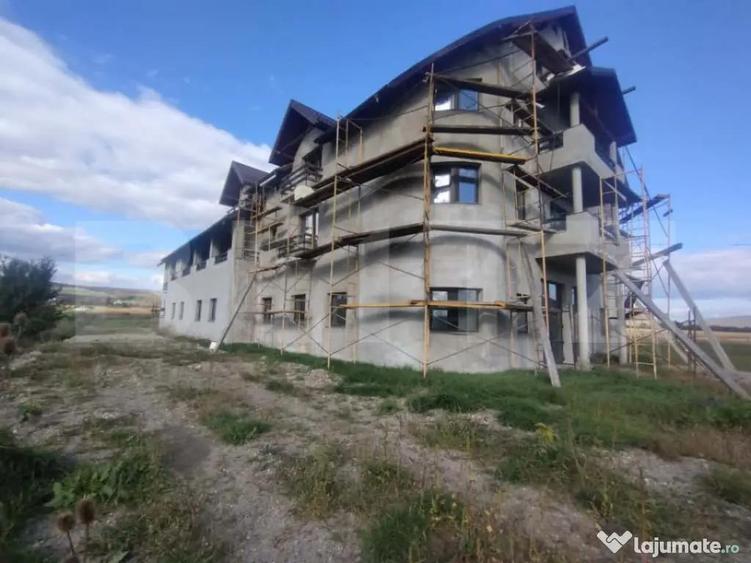 Sala evenimente, 1400 mp utili, 11600 mp teren, zona Uriu - 8