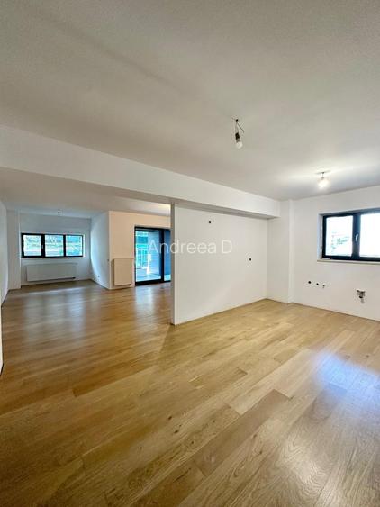 Apartament cu 3 camere decomandat în Barbu Văcărescu Apartament cu 3 camere decomandat în Barbu Văcărescu