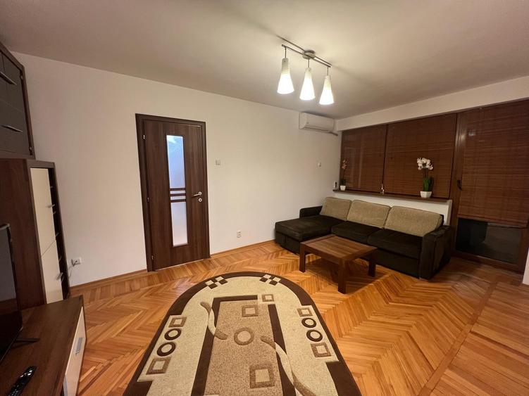 Baba Novac-Brancusi, parc IOR, etaj 1, deosebit - 7