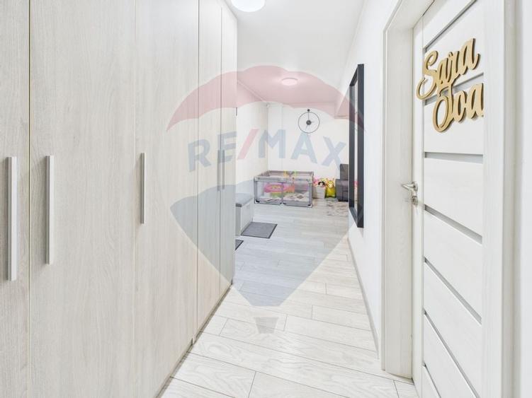 Apartament 3 camere - Titan,  balcon generos și 2 locuri de parcare - 15