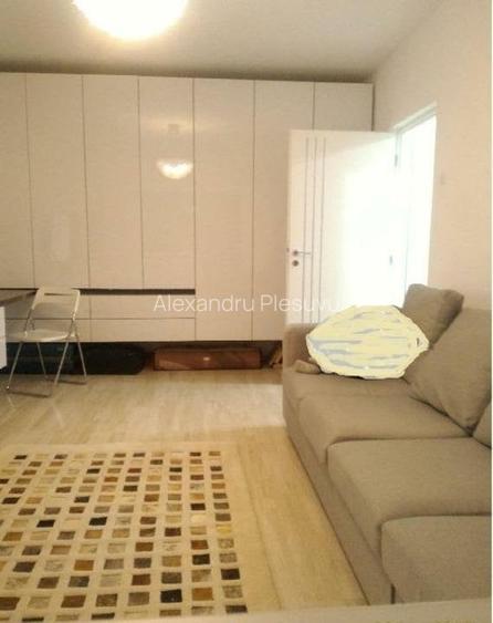 DE VANZARE-APARTAMENT 2 CAMERE-DECOMANDAT-MIRCEA CEL BATRAN