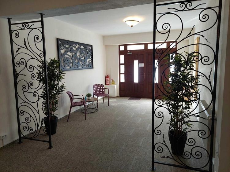 Oportunitate rara, Investitie in Predeal Cioplea, 15 Apartamente Mobilate si Utilate, 21 Locuri Parcare - 3