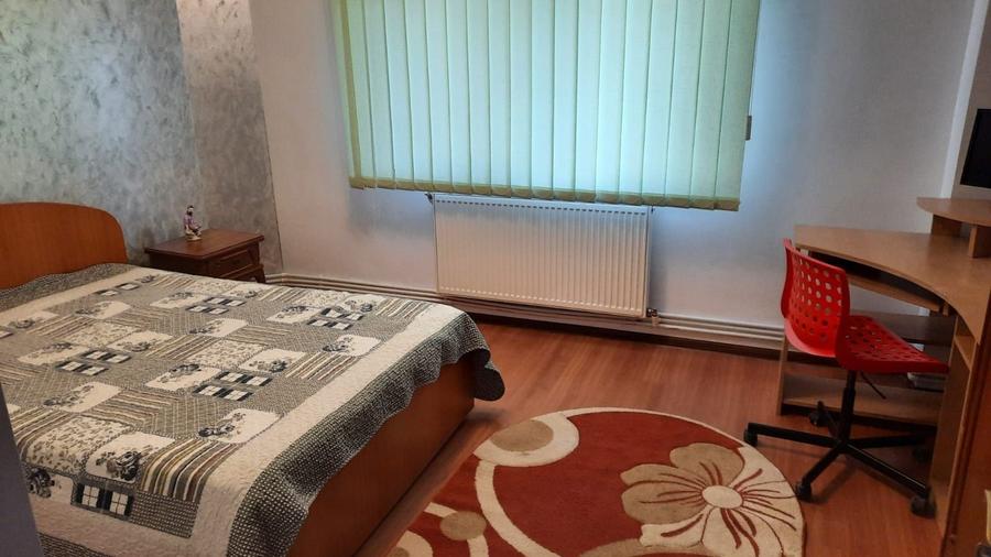 Apartament 4 camere, in zona excelenta, Calarasi - 4