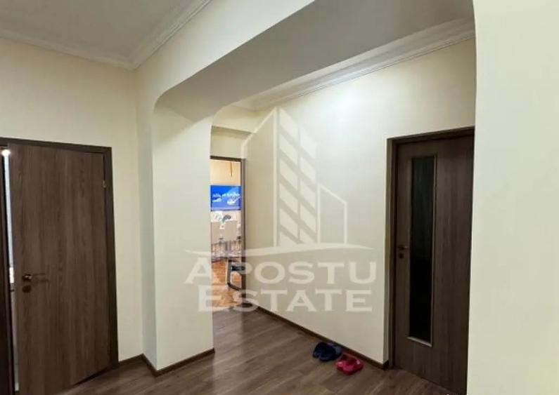 Casa cu piscina si 5 camere in Dinias - 8