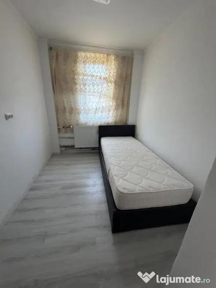 Apartament cu 3 camere, 55 mp, zona Centru - 2