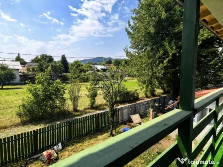 Casa de vacan?a / locuin?a permanenta zona centra - 11