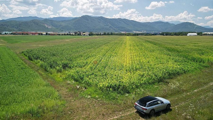 Teren intravilan - 13