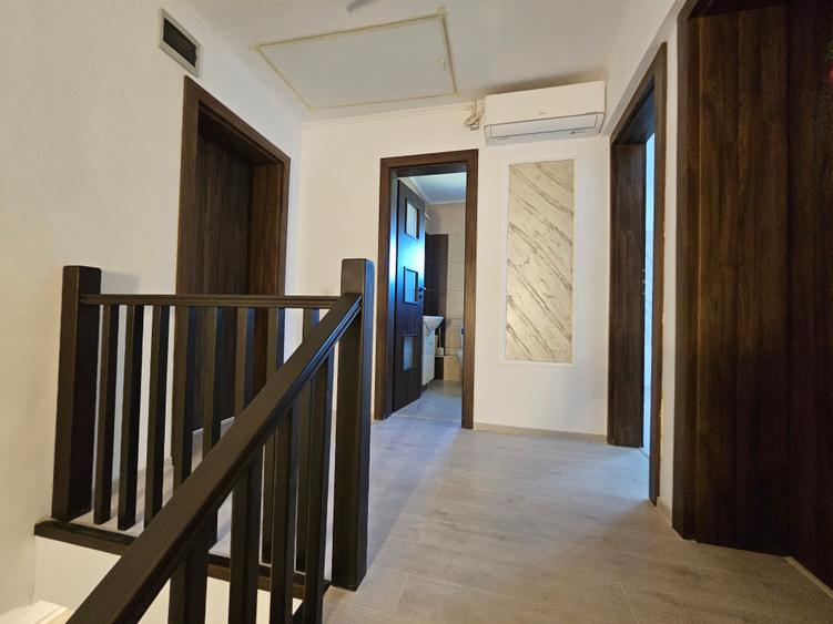 Duplex P+M, 5 camere, 3 băi, 3 balcoane, perete dublu, panouri, Dumbrăvița - 41