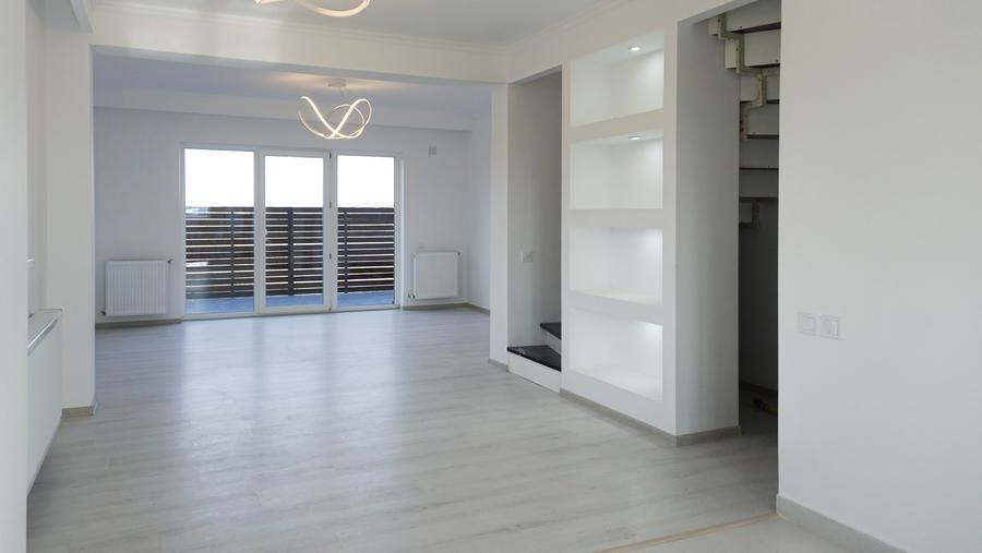 Apartament 3 camere, 2 băi - zona Rediu - Păcurari - terasă și grădină - 1