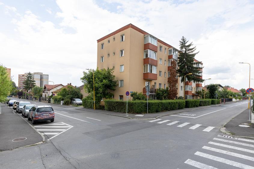 Apartament 2 camere, etaj 1/4, Florilor, zona de case - 16