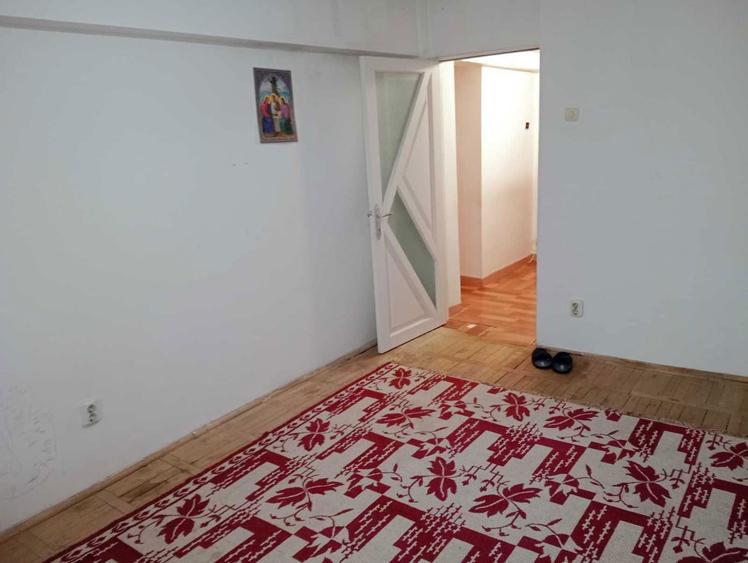 Apartament 3 camere de vanzare Falticeni, str. 2 Graniceri - 5