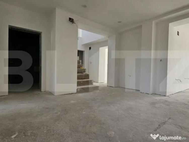 Casa semifinisata de vanzare 200mp, Teren 1000 mp, Decebal - 6