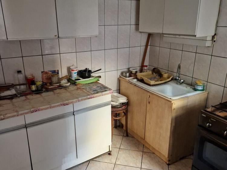 COLENTINA-ANDRONACHE, - 8