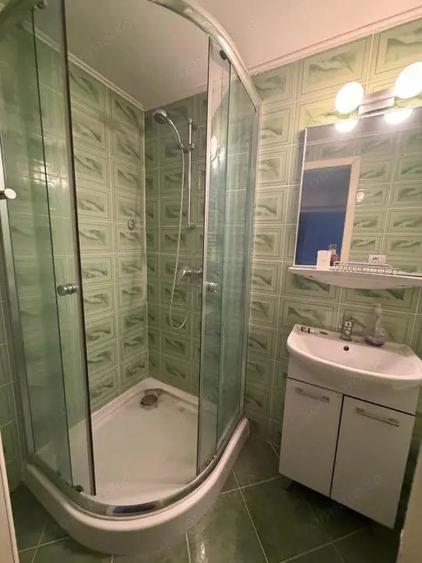 Apartament 3 camere , central , Radauti - 9