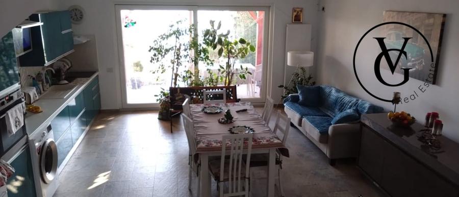 Vila  - Mamaia Sat - pe malul lacului - 4