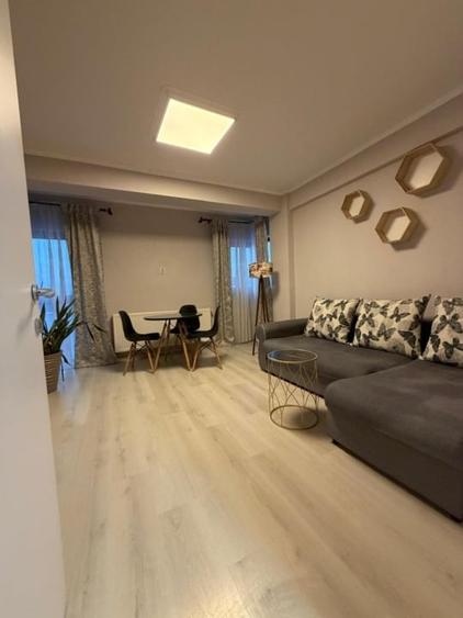 2 camere D- Rediu - 63mp- etaj 2 - 2 balcoane- 99500 euro - 1